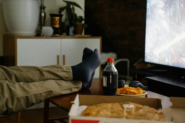 Short Completed Series for Weekend Binge Picks